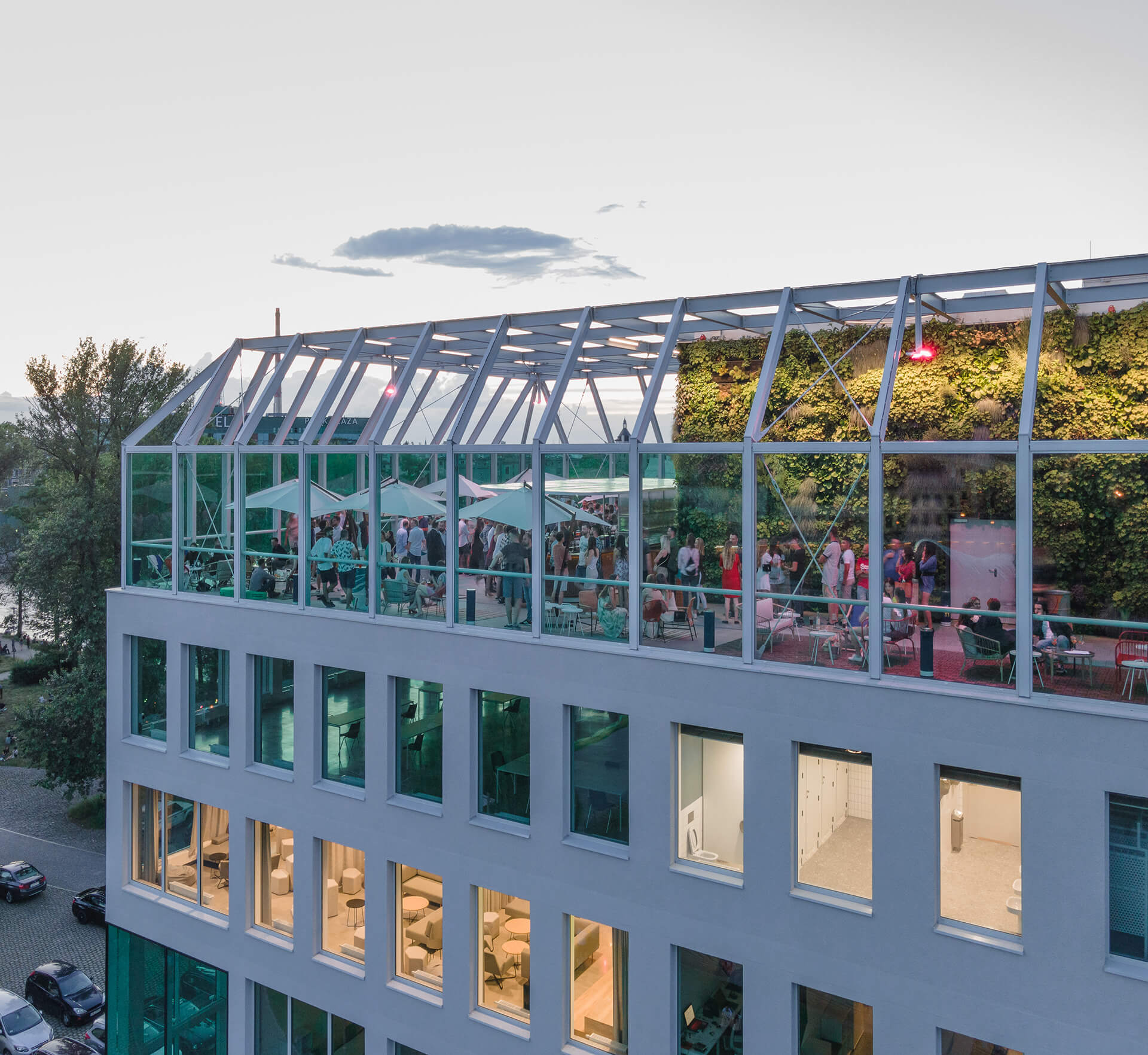 Rooftop Bar ▪️ Klub muzyczny ▪️ Miejsce spotkań